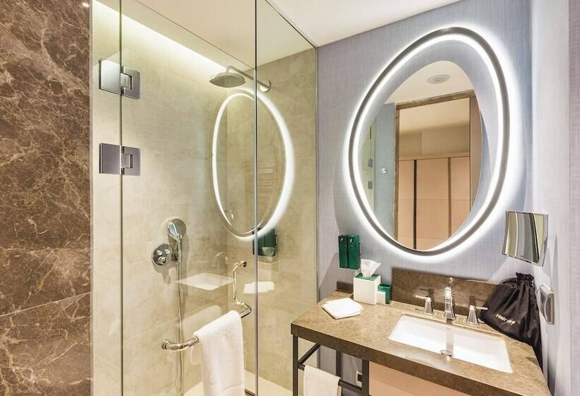 בית מלון כפרי Hilton Garden Inn Samarkand Afrosiyob