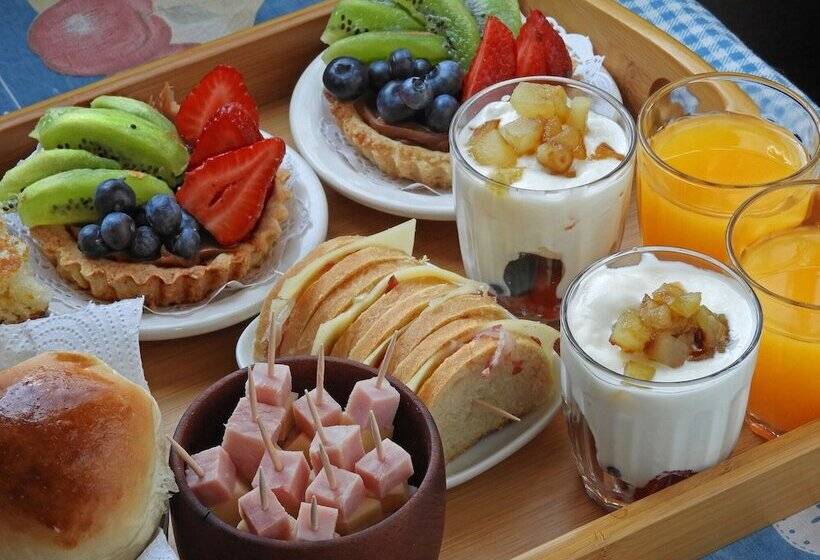 Общежитие El Faro De Carpier