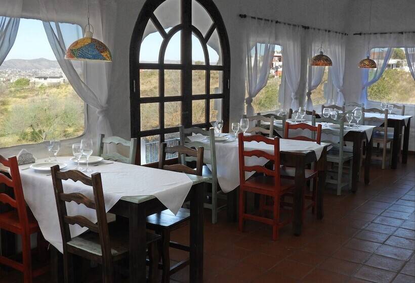 Общежитие El Faro De Carpier