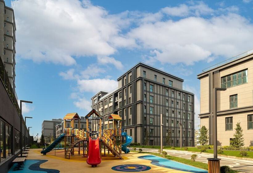 ホテル Avangart Residence By Newinn