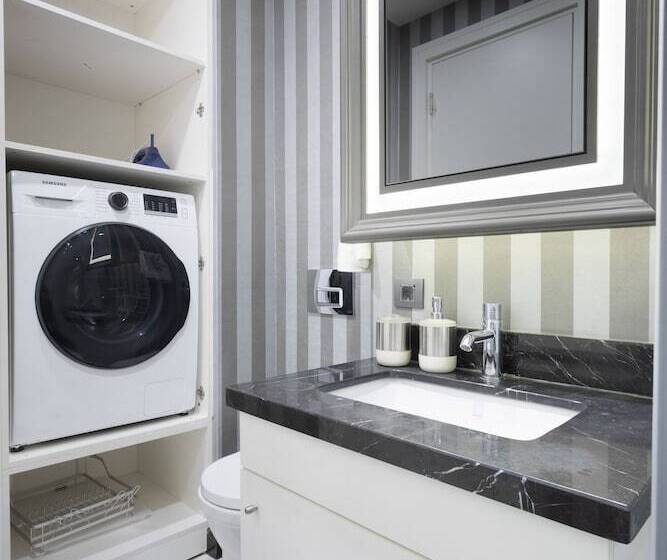 ホテル Avangart Residence By Newinn