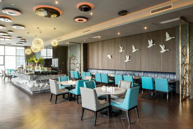 فندق Crystal Orange