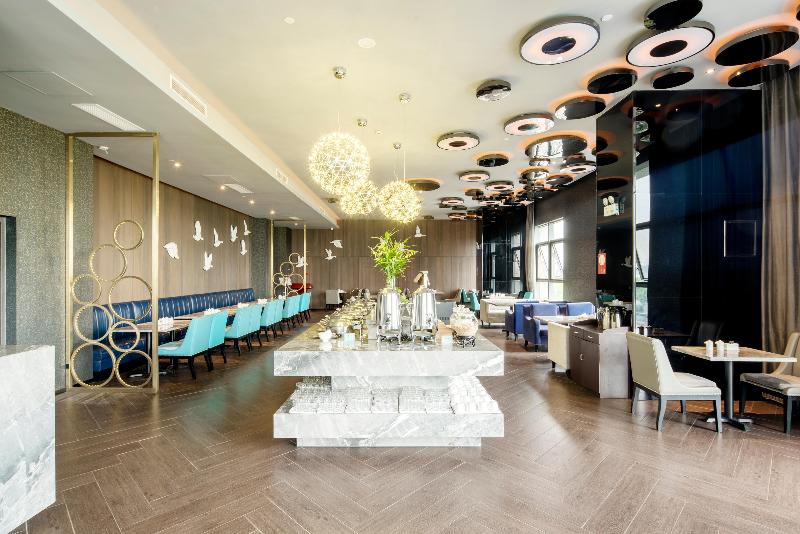 فندق Crystal Orange