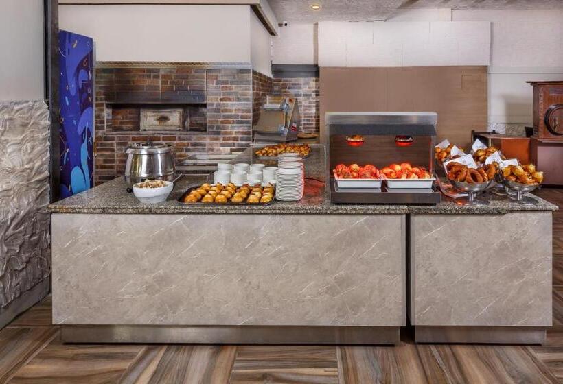 Отель Dedeman Kemer Resort Ultra All Inclusive