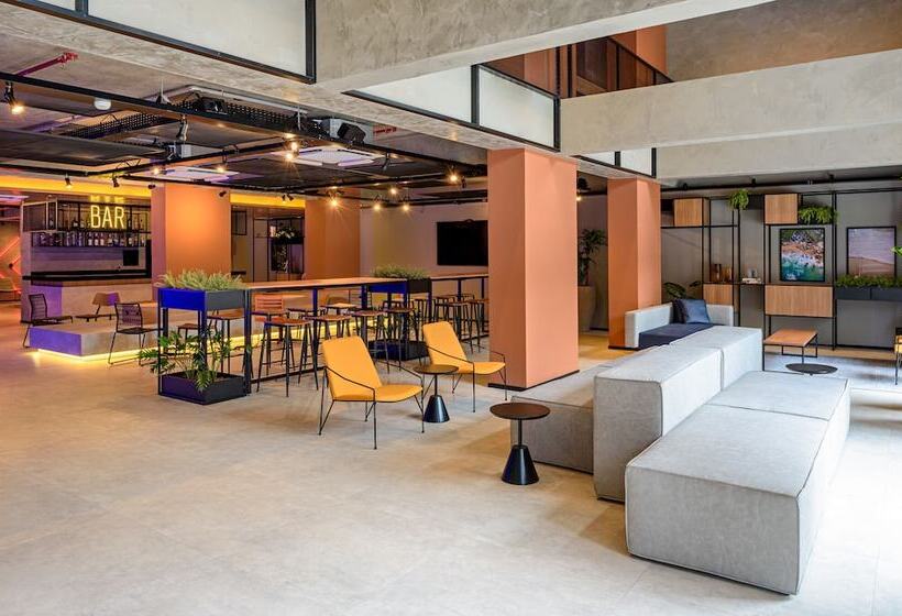 هتل Ibis Budget Camboriú