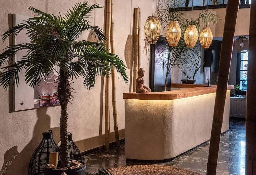 בית מלון כפרי Indigo Inn Casa Adults Only