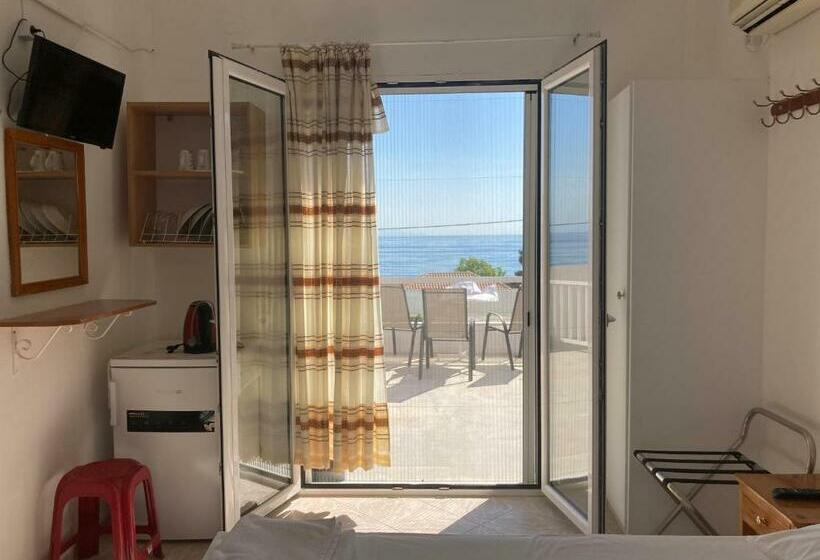 בית מלון כפרי Galini