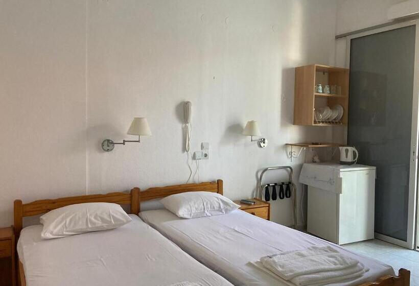 בית מלון כפרי Galini