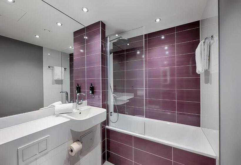 酒店 Premier Inn Regensburg City Centre