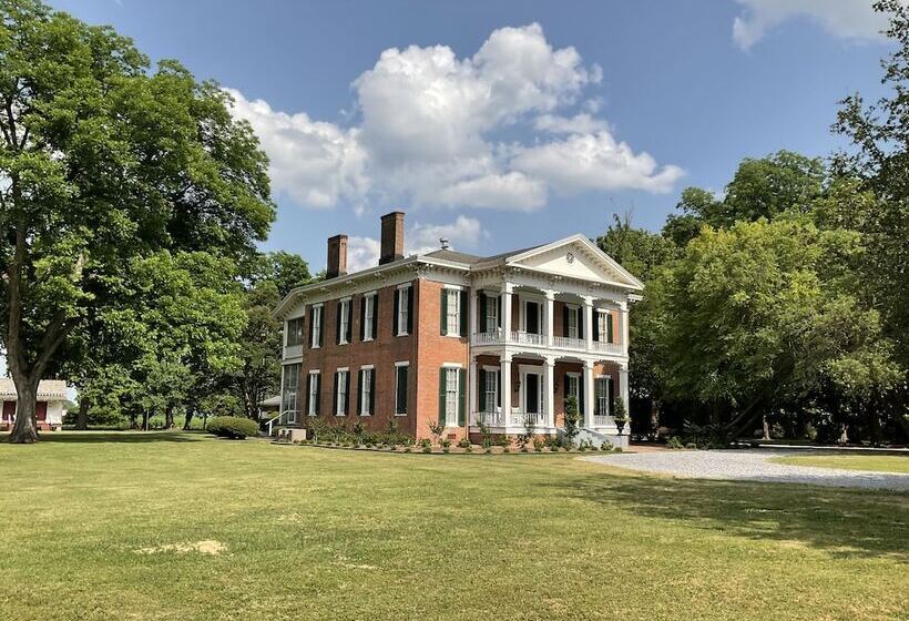 فندق The Belmont 1857