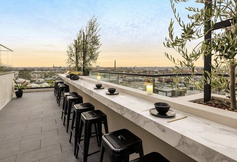 هتل Veriu Collingwood