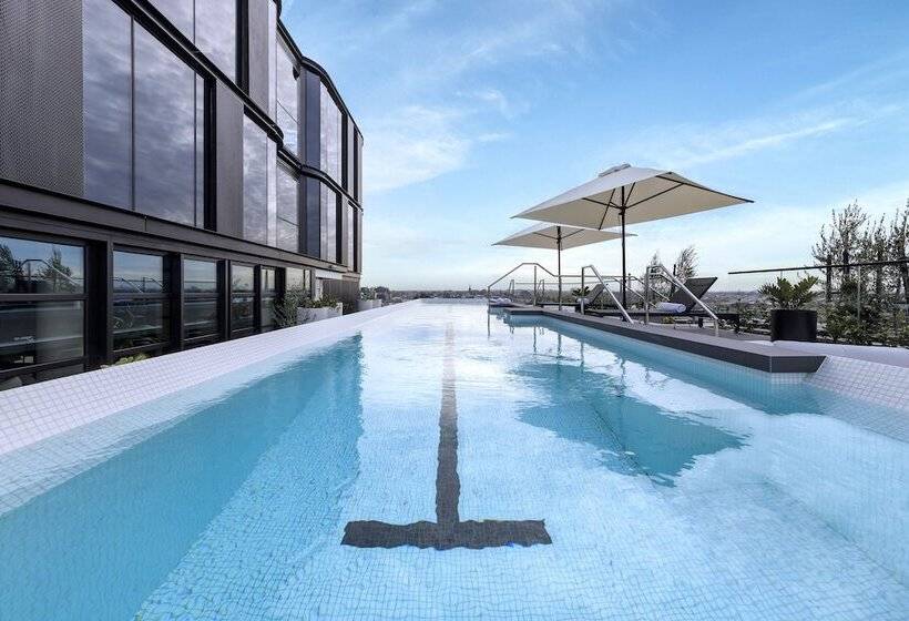 هتل Veriu Collingwood