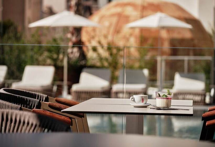 فندق Crowne Plaza Marseille Le Dome