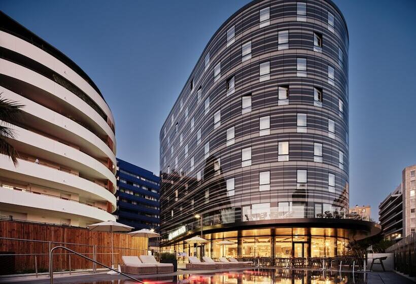 فندق Crowne Plaza Marseille Le Dome