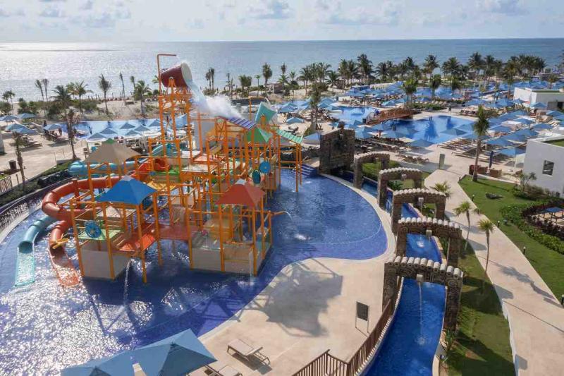 فندق Royalton Splash Riviera Cancun, An Autograph Collection Allinclusive Resort