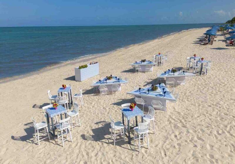 호텔 Royalton Splash Riviera Cancun, An Autograph Collection Allinclusive Resort