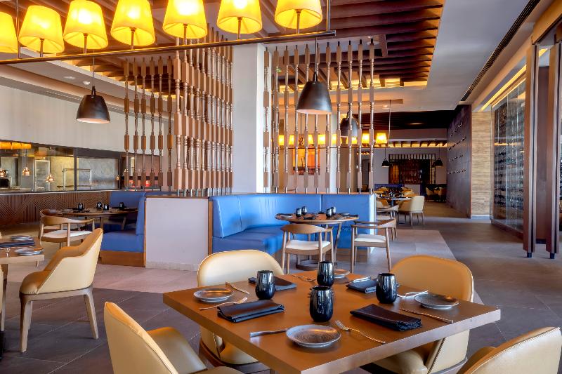 فندق Royalton Splash Riviera Cancun, An Autograph Collection Allinclusive Resort