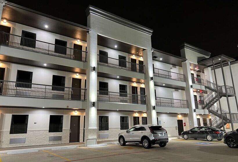 Surestay Hotel By Best Western Houston Southeast