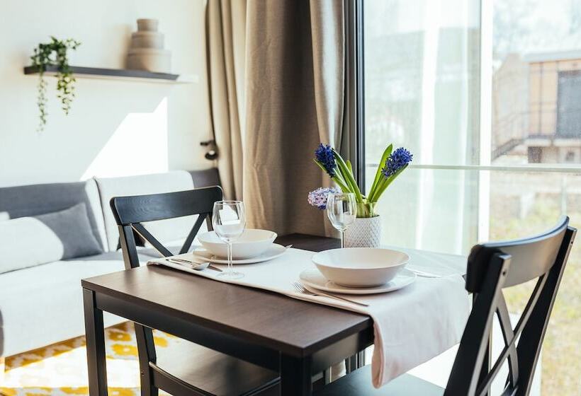 The Rix Studios & Suites