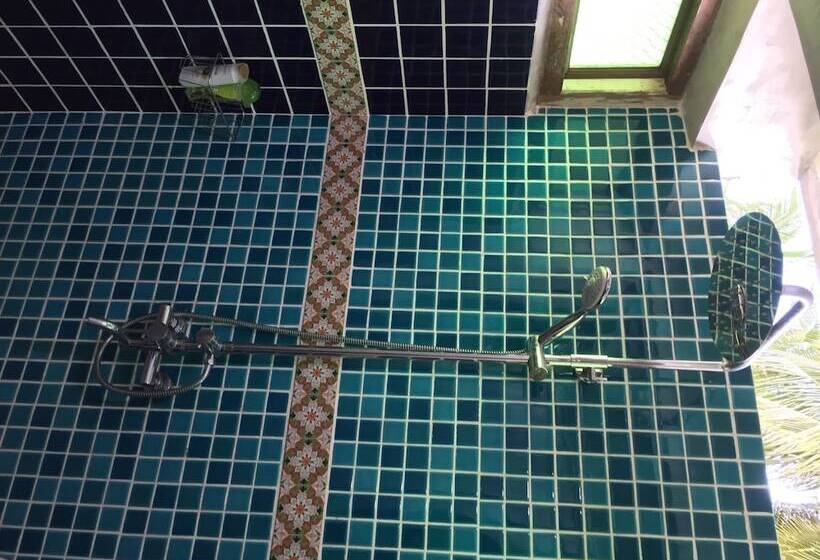 هتل Panji Panji Tropical Wooden Home