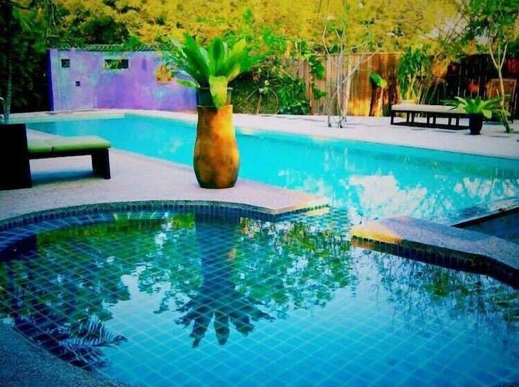 호텔 Panji Panji Tropical Wooden Home