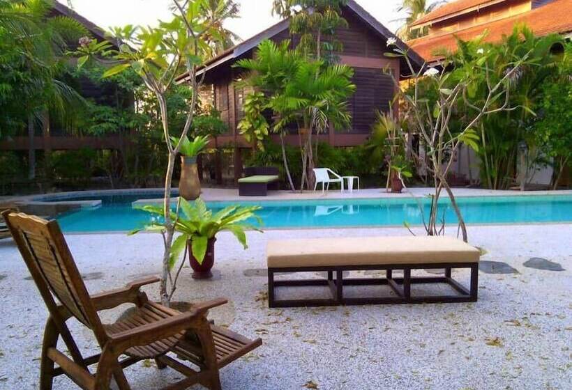 호텔 Panji Panji Tropical Wooden Home