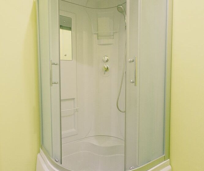 Отель White House