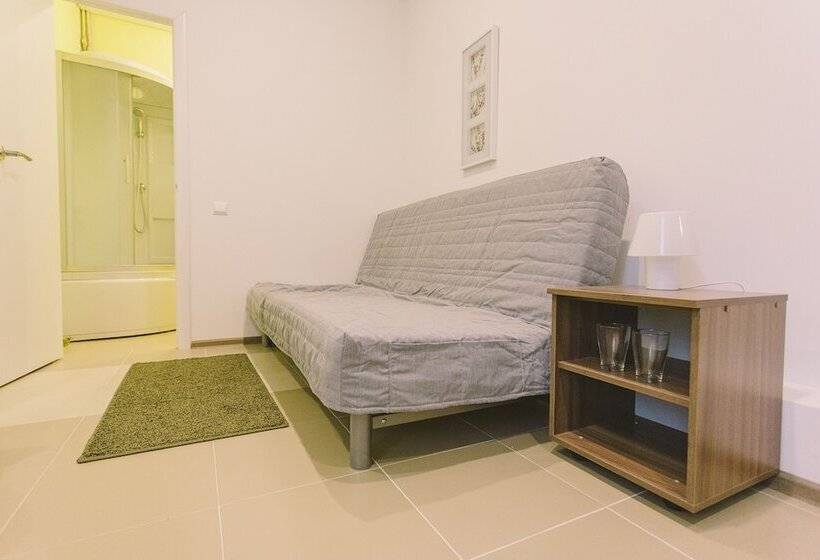 Отель White House