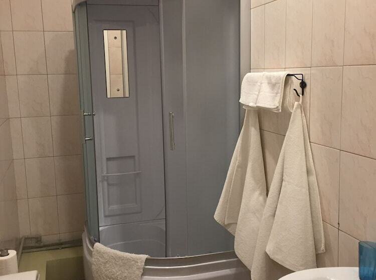 Отель White House