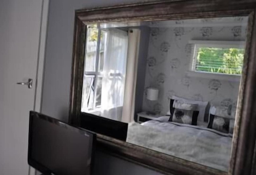 تختخواب و صبحانه 16 Havelock