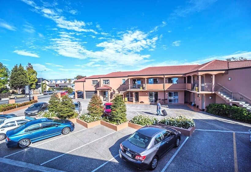 162 Kings Of Riccarton Motel