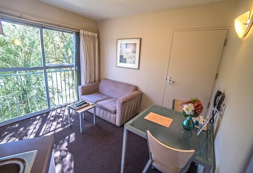 162 Kings Of Riccarton Motel