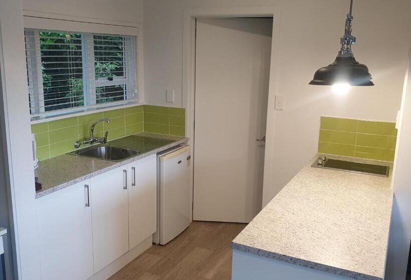 Little Haven Formerly 52 On Rifle Motel