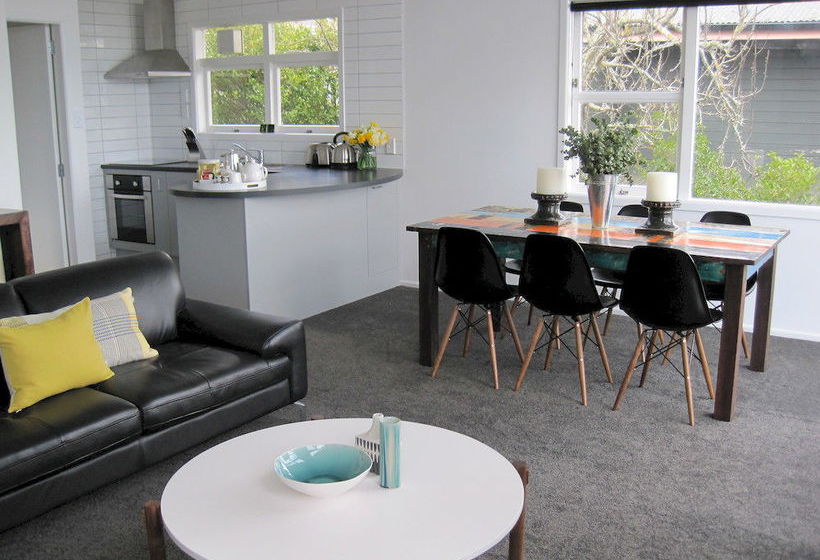 Acorns Wellington Apartment