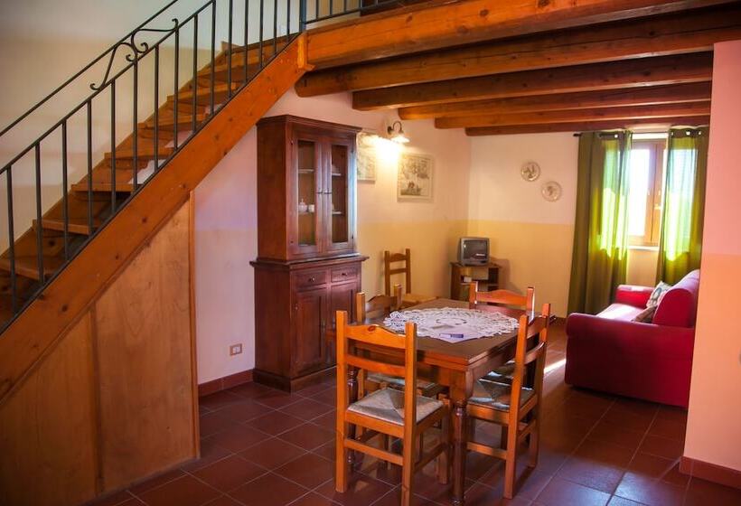 Agriturismo Borgo Degli Ulivi