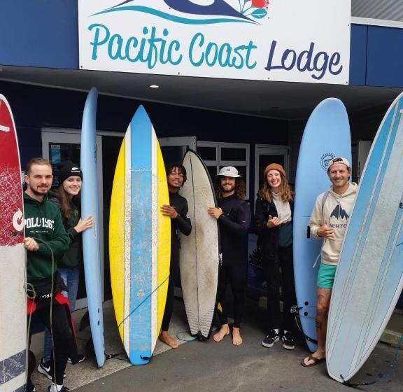 Общежитие Pacific Coast Lodge And Backpackers