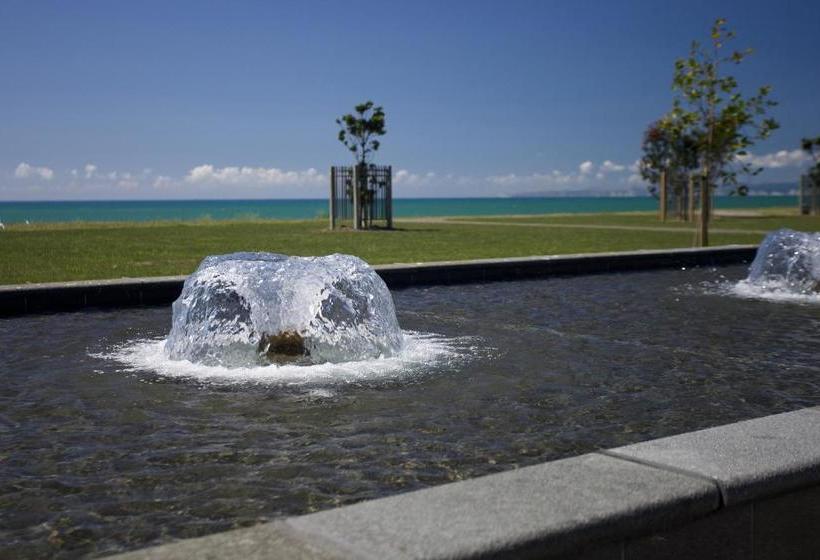 הוסטל Stables Lodge Backpackers