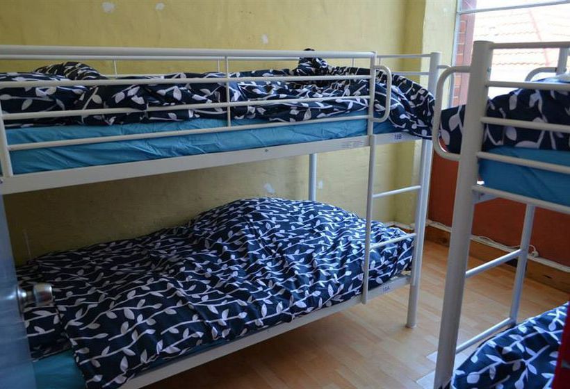 הוסטל Wombat Backpackers