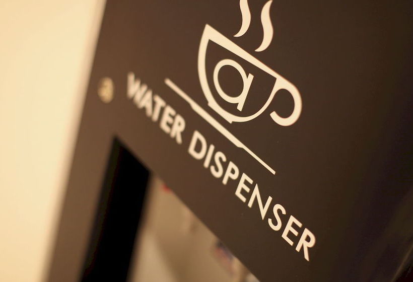 호텔 Amaris Tangerang