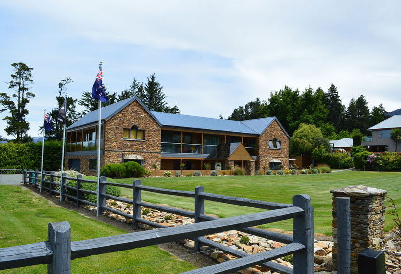 Amuri House Boutique Motel