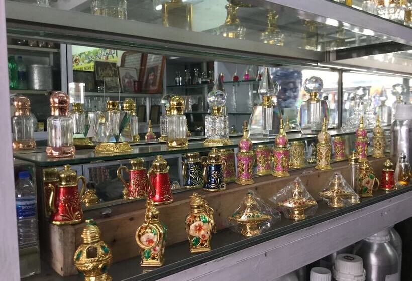 Atlas Airport Hotel Apartment