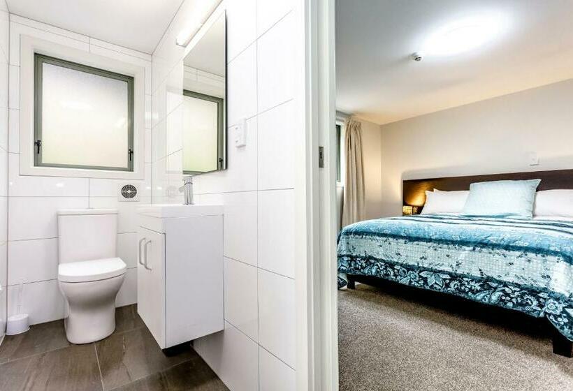 تختخواب و صبحانه Hunters Moon