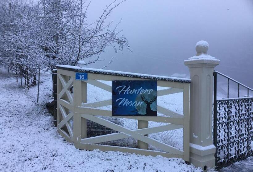 تختخواب و صبحانه Hunters Moon