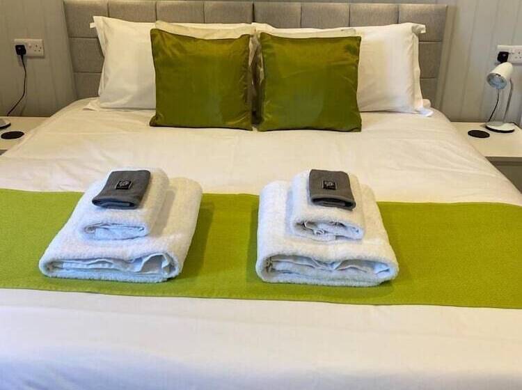 Bed and Breakfast Petherton Cottage Studios