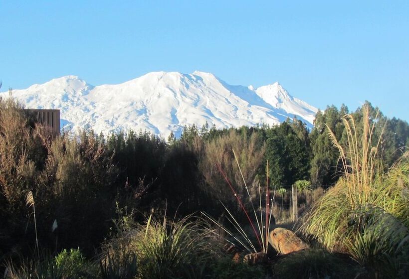 צימר Tongariro Suites