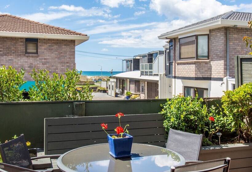 Boatshed Motel Apartments