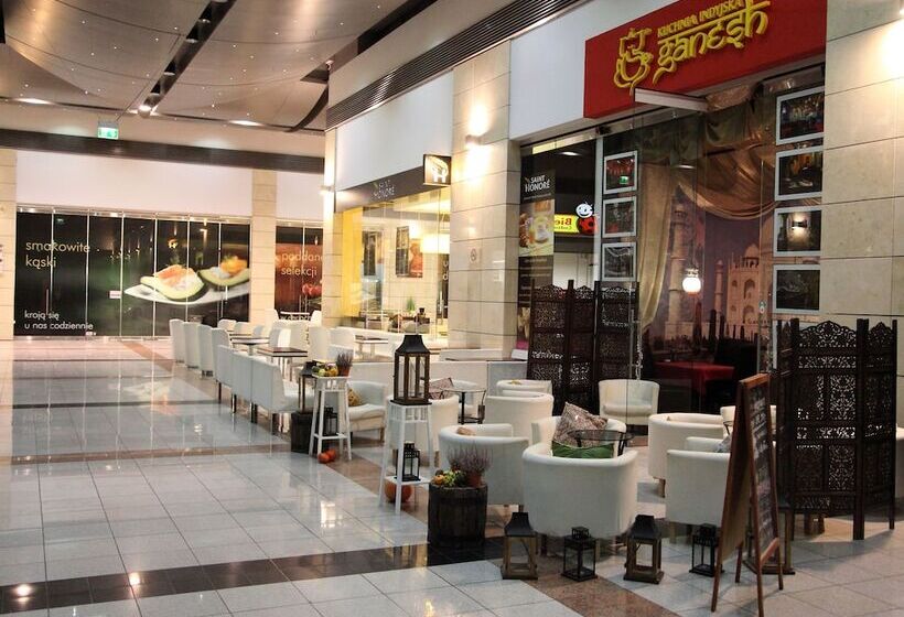 Chopin Apartments   Platinum Towers