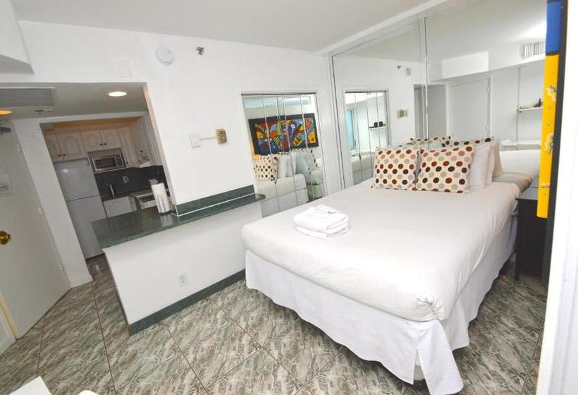 Collins Apartments By Design Suites Miami