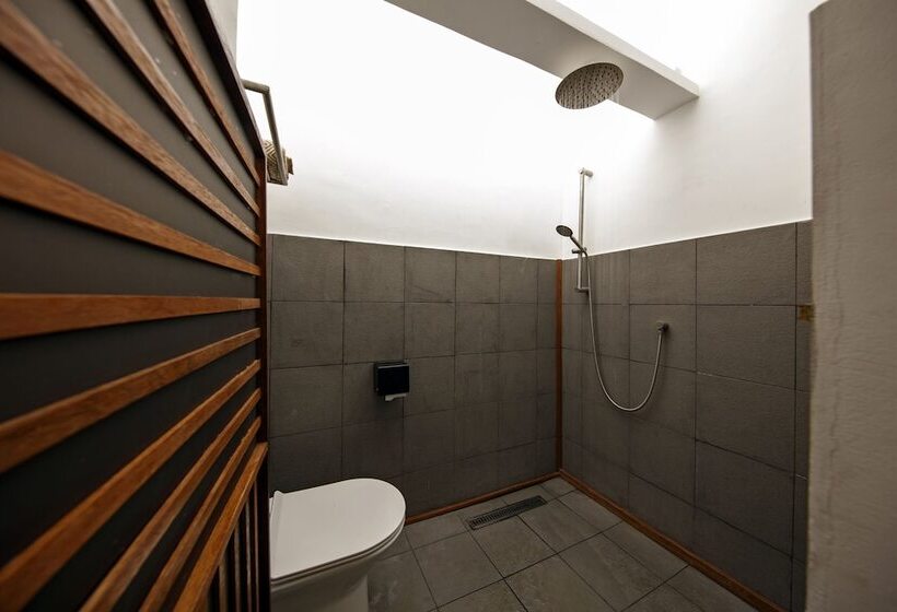 هتل D522 Hostel At Kiener Hills   Near Cebu Airport