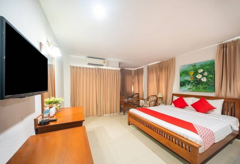 Dee Viking Hotel Patong